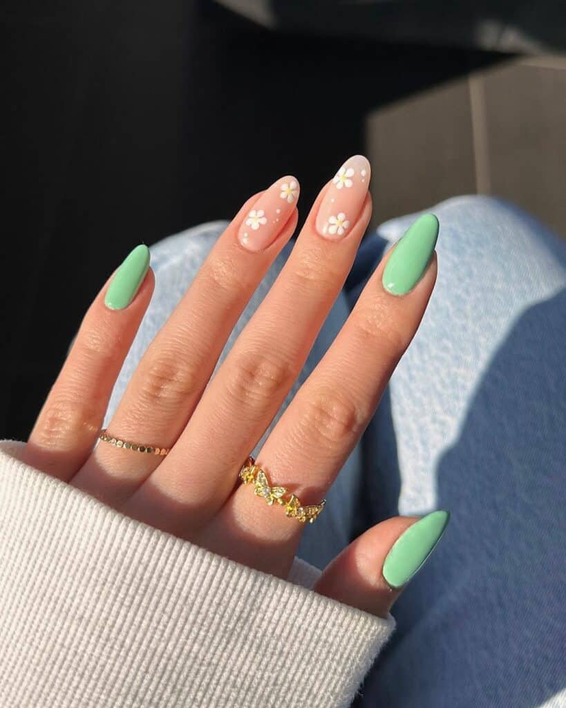 spring 2023 green floral nails