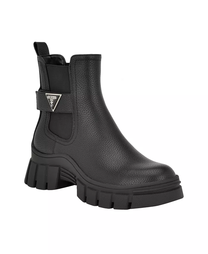 trendy boots for winter 2024